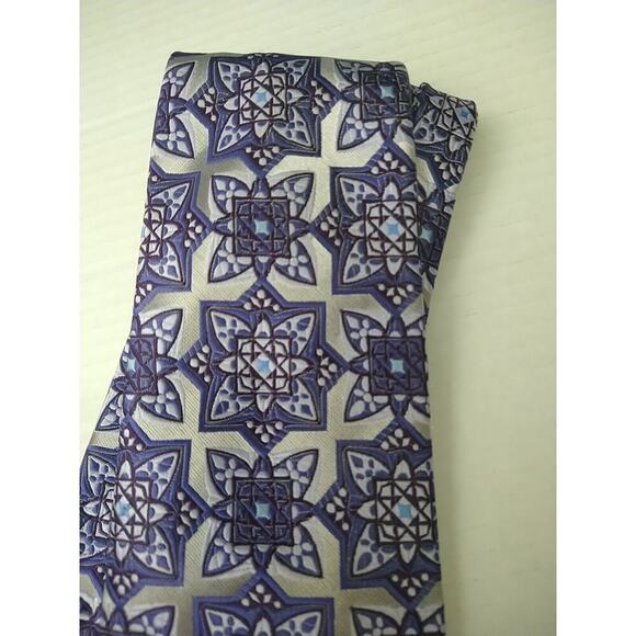 Roland S. Martin Purple Grey Geometric Designed Regular Sized Tie - Picture 3 of 10